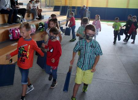 SPREJEM PRVOŠOLČKOV RAKEK 20 FOTO LJUBO VUKELIČ